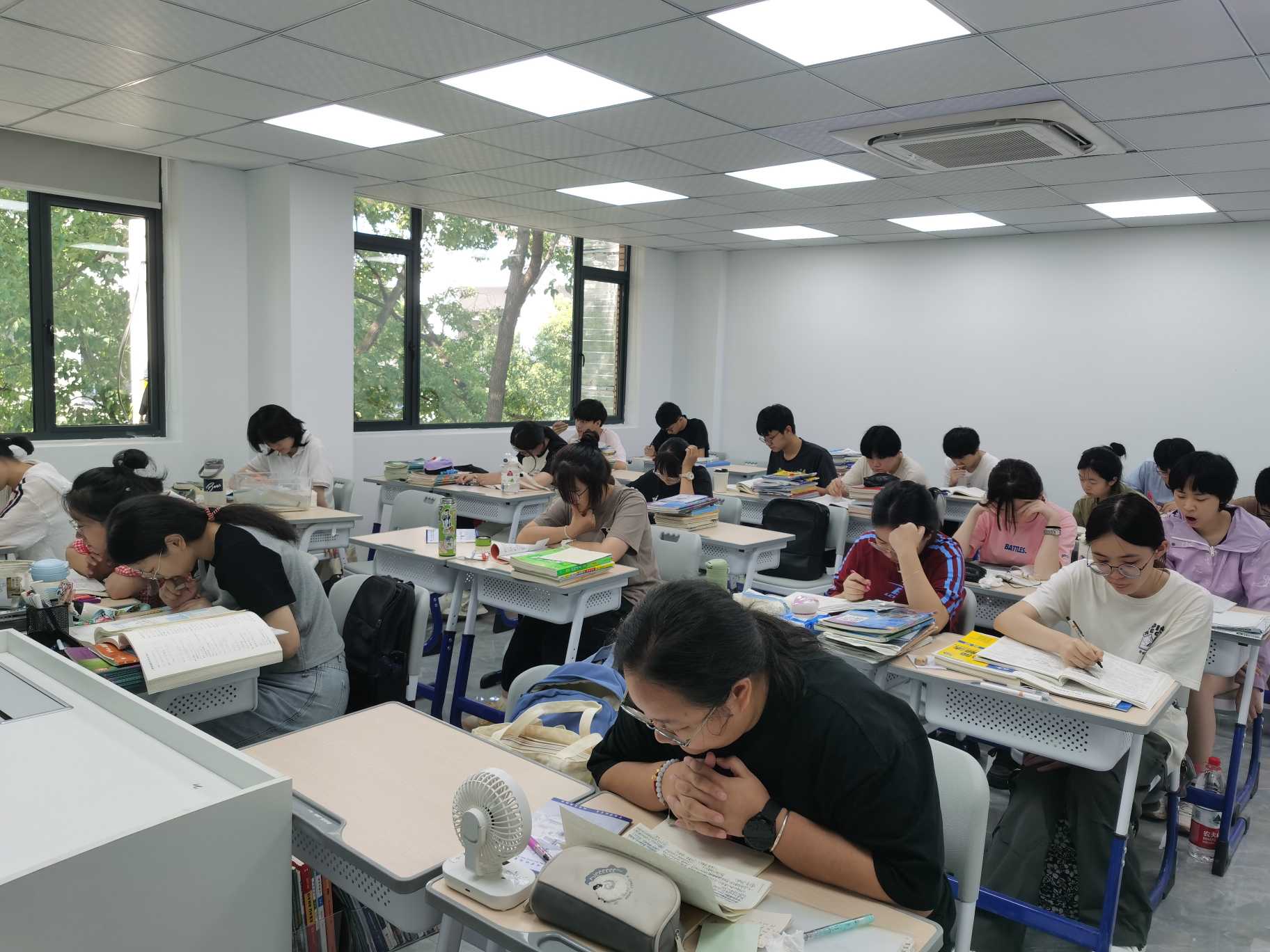 宁波高考复读管理